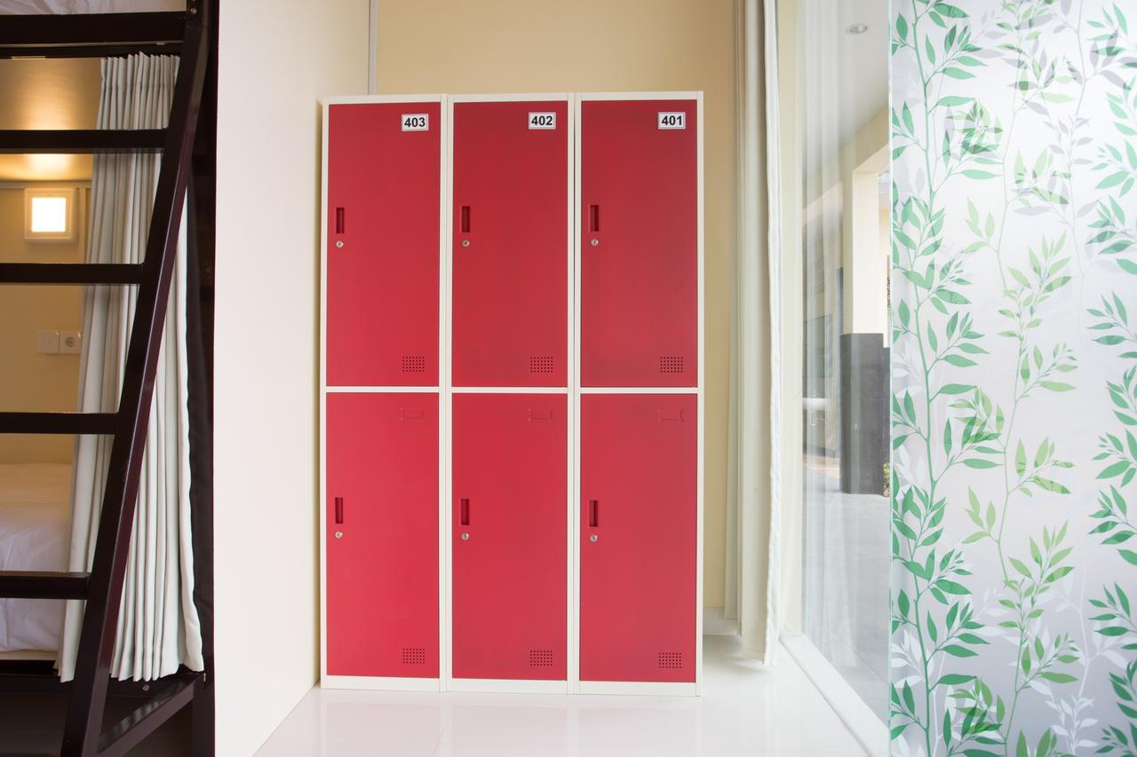 V Canggu Dormitory Eksteriør billede