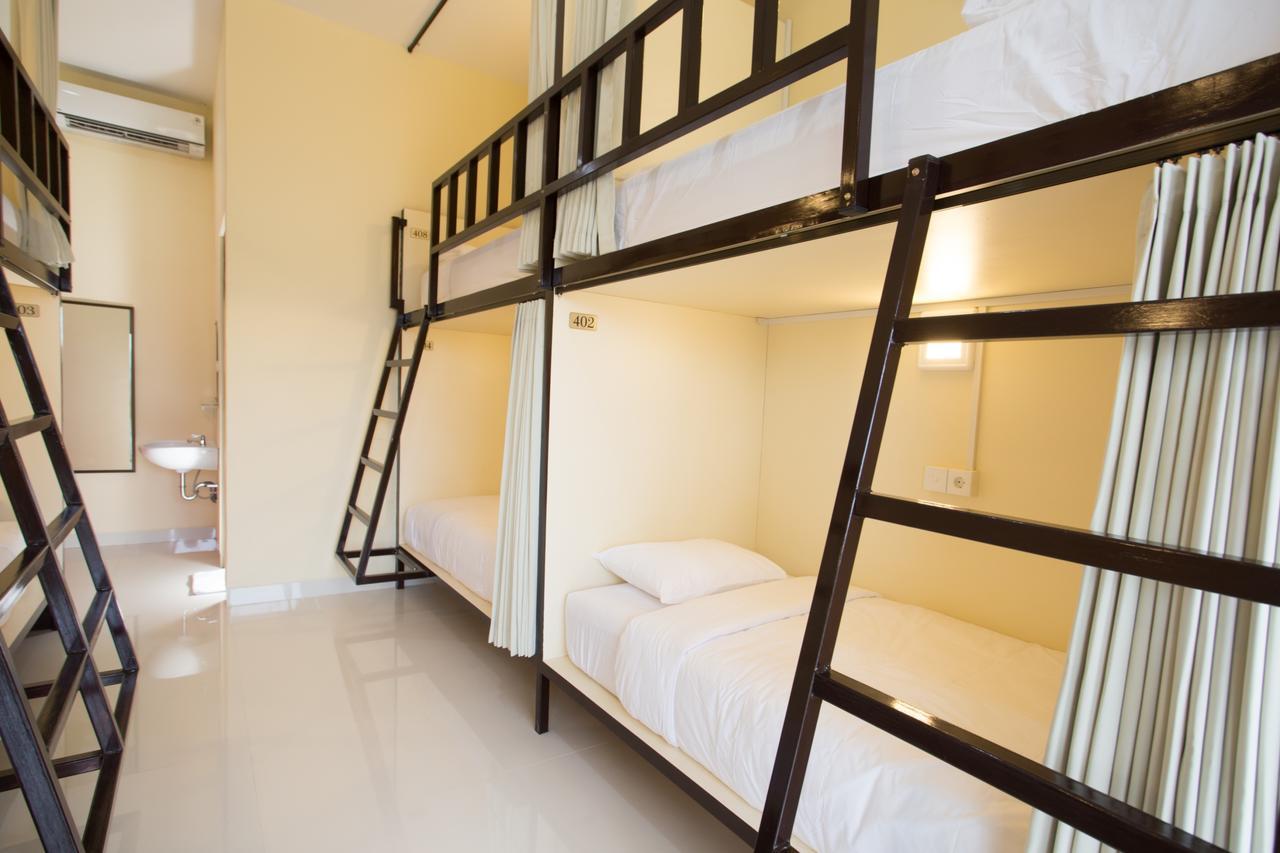 V Canggu Dormitory Eksteriør billede
