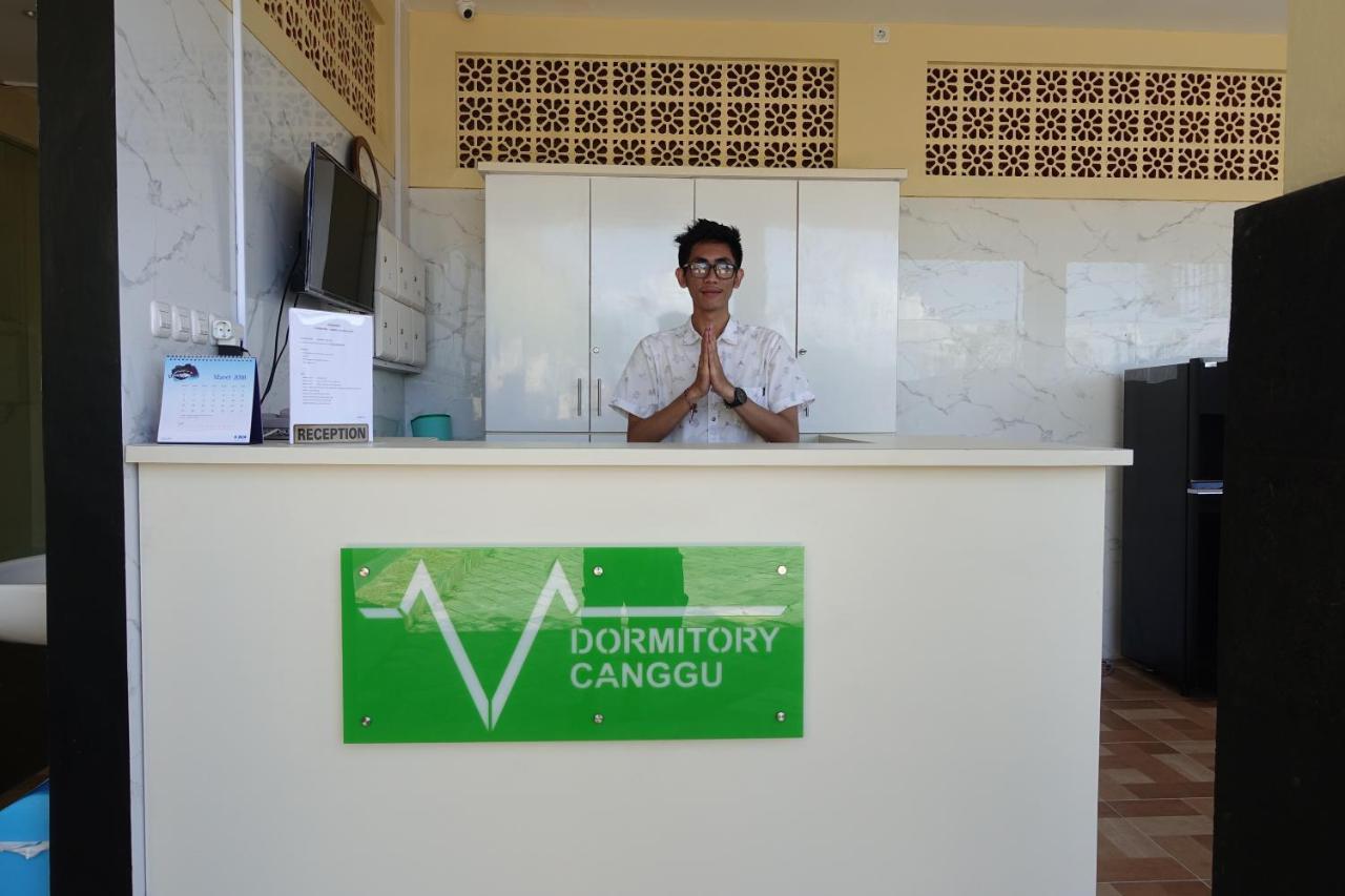 V Canggu Dormitory Eksteriør billede